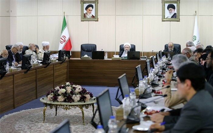 مجمع تشخیص طرح حمایت از گزارشگران فساد را مغایر سیاست‌های کلی ندانست