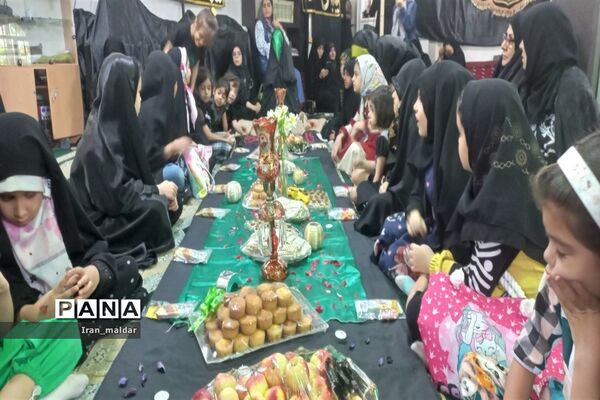 برگزاری مراسم عزاداری و سفره حضرت رقیه(س) توسط پایگاه حضرت زهرا(س)