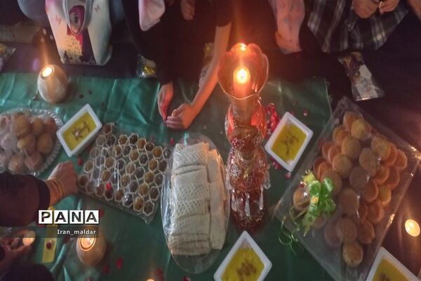 برگزاری مراسم عزاداری و سفره حضرت رقیه(س) توسط پایگاه حضرت زهرا(س)
