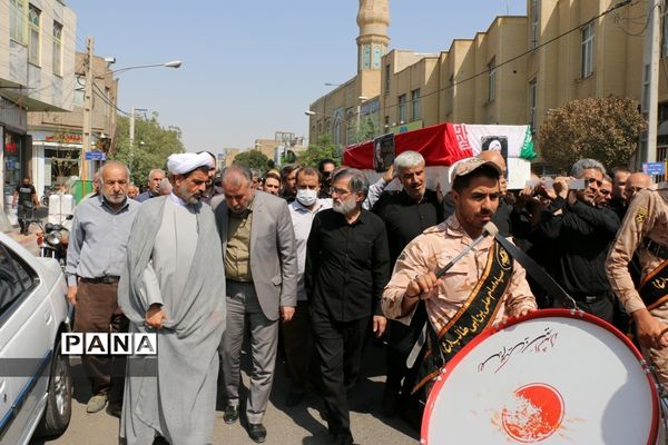 مراسم تشییع پیکر ابوالشهیدین «برجعلی زاده» در قم