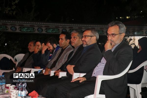 کارگاه آموزشی با رویکرد اردویی و با هدف تبیین برنامه فراگیر پرورشی و فرهنگی ویژه مدیران مدارس «غیردولتی» مشهد