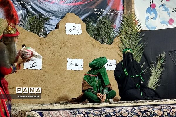 اجتماع فرزندان حسینی ومادران زینبی با اجرای گروه تعزیه چهارده معصوم (ع) در محله سعدی