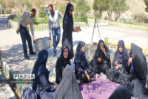 اختتامیه کارگاه آموزشی و مهارتی ضمن خدمت مربیان پیشتاز درشهرستان شیروان