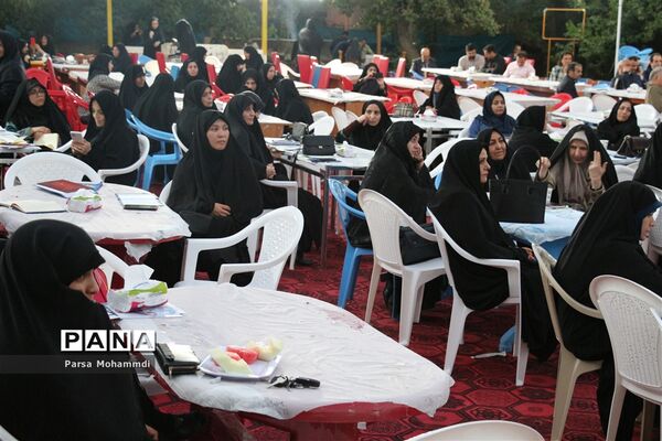 اولین گردهمایی موسسان و مدیران مراکز و مدارس غیر دولتی