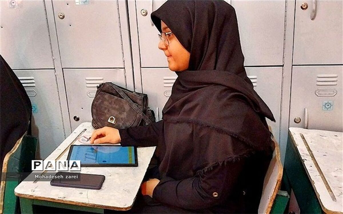 کارگاه آموزش سواد مالی در مدرسه دخترانه ارشاد قرچک/فیلم