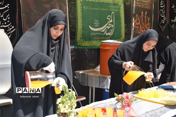 آیین استقبال چهل و یکمین دوره مسابقات قرآن، عترت و نماز دانش‌آموزان دختر در کرمانشاه