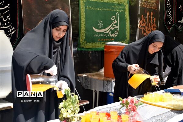 آیین استقبال چهل و یکمین دوره مسابقات قرآن، عترت و نماز دانش‌آموزان دختر در کرمانشاه