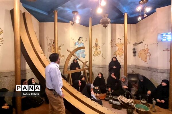 بازدید دانش‌آموزان آموزش و پرورش اسلامشهر از دانشگاه قرآن و حدیث شهرری