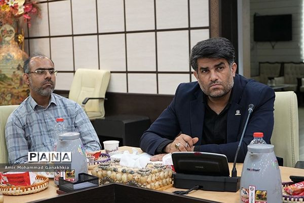 جلسه شورای آموزش و پرورش استان بوشهر