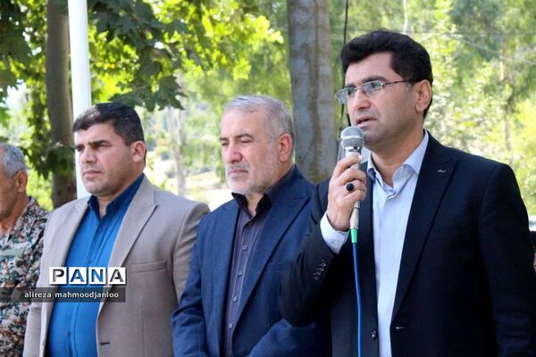 غبارروبی گلزار شهدا در گلوگاه