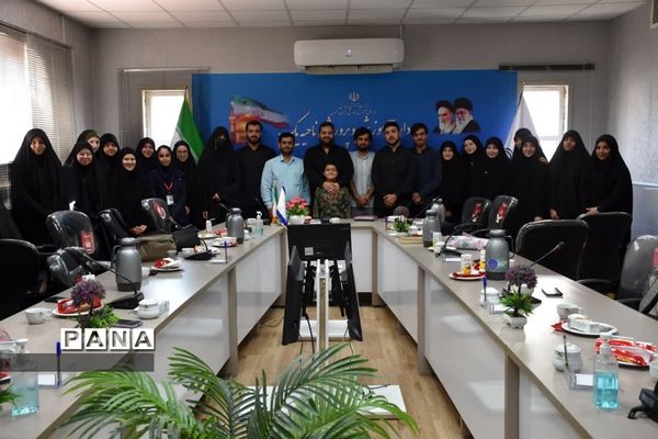 نشست مدیر آموزش و پرورش ناحیه یک مشهد  با دانش آموختگان کالج فارسی زبانان کشور بوسنی و هرزگوین