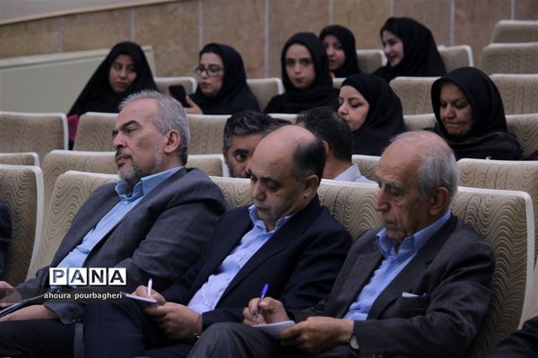 نشست خبری رئیس سازمان جهاد کشاورزی آذربایجان شرقی