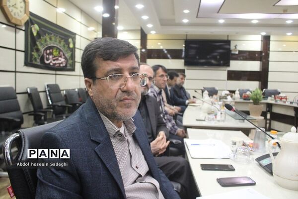 جلسه ستاد ثبت نام استانی و شورای معاونان اداره‌کل آموزش و پرورش استان بوشهر