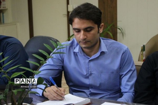 جلسه شورای اداری معاونت پرورشی و فرهنگی  آموزش و پرورش استان بوشهر