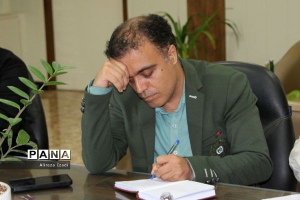 جلسه هم‌اندیشی ستاد اقامه نماز آموزش و پرورش استان بوشهر