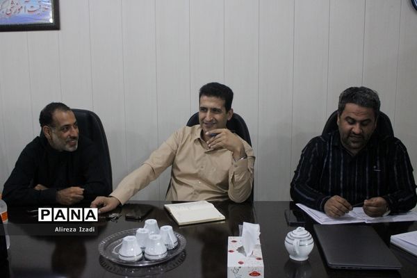 نشست هم‌اندیشی طرح ملی بازگشایی مدارس استان بوشهر