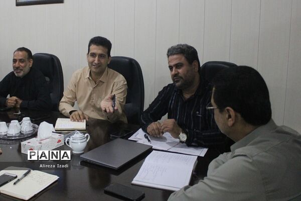 نشست هم‌اندیشی طرح ملی بازگشایی مدارس استان بوشهر