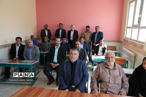 آیین افتتاح دبیرستان حاج علی عطار مقدم در روستای امرودک