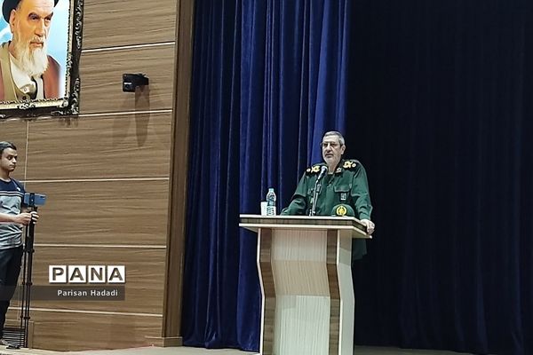 برگزاری همایش آموزشی و تبیینی ویژه مدیران و معاونان پرورشی مدارس شهرستان‌شهریار