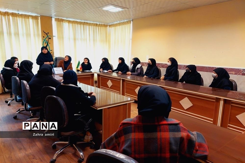 برگزاری مراسم فرهنگی و آموزشی تابستانی در مدرسه توحید شهرستان رباط کریم