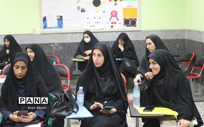 معلمان با رویکرد شایسته‌گزینی جذب و پذیرش می‌شوند