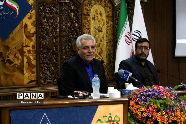 نشست خبری مدیر عامل شرکت توزیع برق آذربایجان شرقی