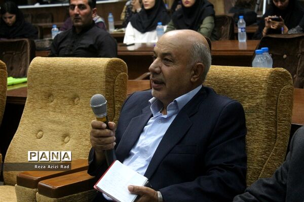 نشست خبری مدیر عامل شرکت توزیع برق آذربایجان شرقی