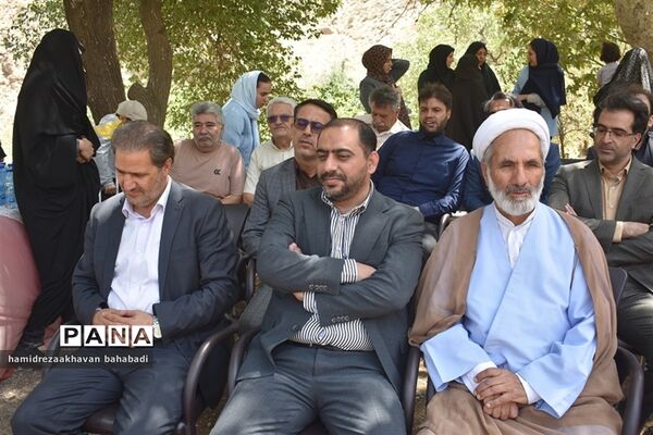 افتتاح۲۲ طرح عمرانی، ورزشی و آموزشی در بهاباد