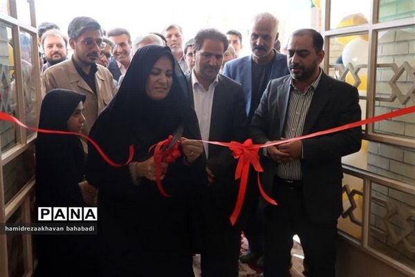 افتتاح۲۲ طرح عمرانی، ورزشی و آموزشی در بهاباد