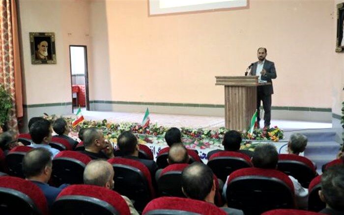 کار بزرگ مدیران مدارس ایجاد مدرسه اثر بخش است