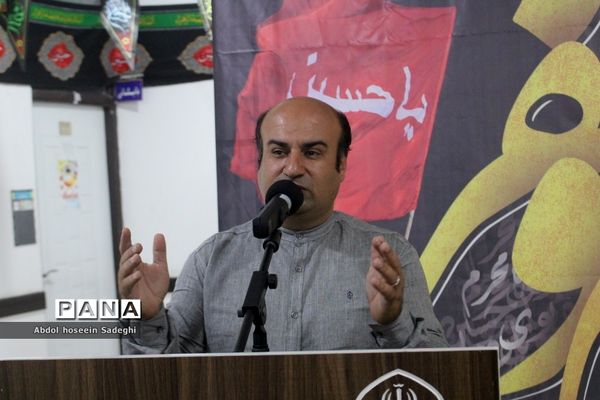 نشست صمیمی مدیر کل آموزش و پرورش استان بوشهر با همکاران اداری