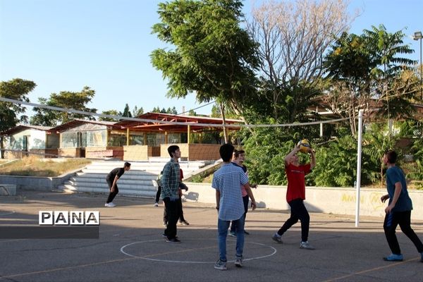 اردوی یک روزه دانش‌آموزان دبیرستان شهیدبهشتی