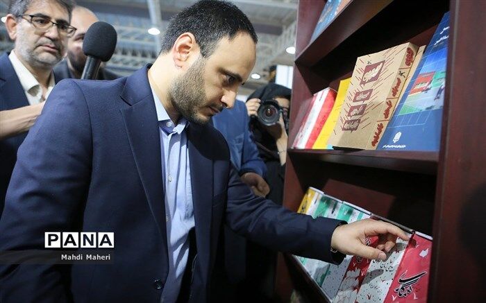 نقش دانش‌آموزان و معلمان در تبیین دستاوردهای دولت، ‌محوری و اثرگذار است