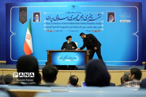 نشست خبری رئیس جمهوری اسلامی ایران