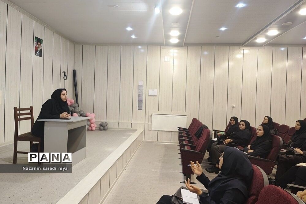 برگزاری کارگاه هنرهای نمایشی در کانون فرهنگی و تربیتی شهید حاج قاسم سلیمانی رودهن