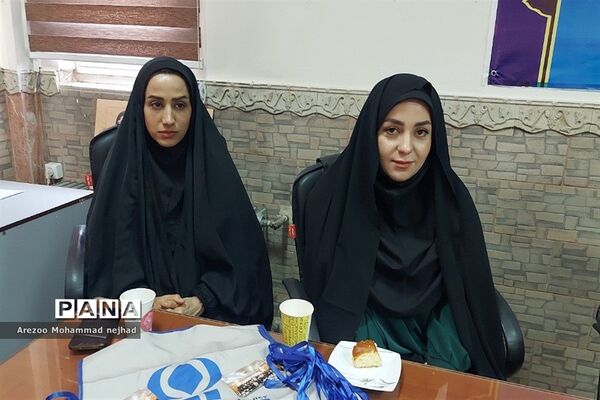 نشست صمیمی دانش‌آموز خبرنگاران فعال خبرگزاری پانا با معاون پرورشی‌ و‌ تربیت‌بدنی شهرستان‌قرچک