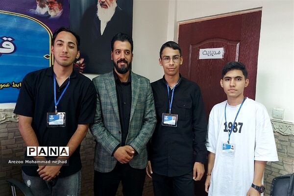 نشست صمیمی دانش‌آموز خبرنگاران فعال خبرگزاری پانا با معاون پرورشی‌ و‌ تربیت‌بدنی شهرستان‌قرچک