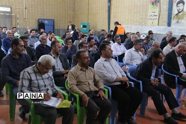 بازدید استاندار چهارمحال و بختیاری  از شهرستان اردل