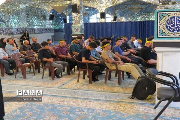 پیاده روی کاروان دانش‌آموزی خراسان شمالی به زیارت اربعین