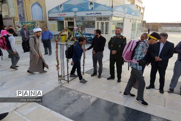 پیاده روی کاروان دانش‌آموزی خراسان شمالی به زیارت اربعین