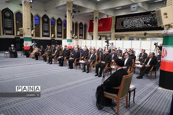 دیدار رئیس‌جمهوری و اعضای هیات دولت با مقام معظم رهبری