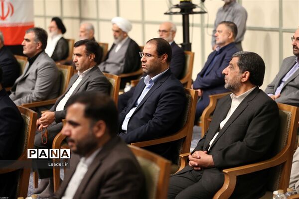 دیدار رئیس‌جمهوری و اعضای هیات دولت با مقام معظم رهبری