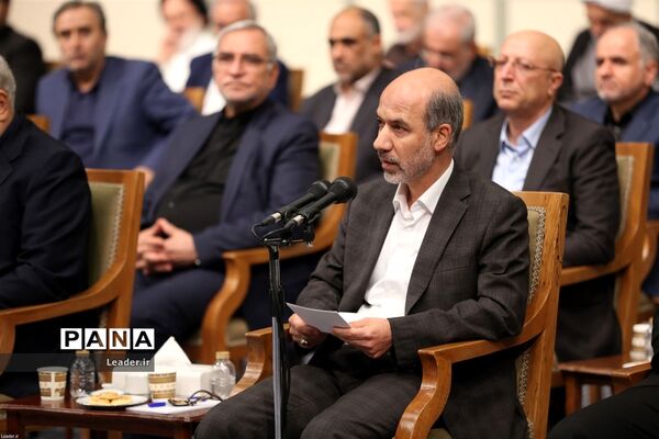 دیدار رئیس‌جمهوری و اعضای هیات دولت با مقام معظم رهبری