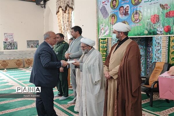 آیین تجلیل ازکارمندان نمونه آموزش و پرورش شهرستان مانه وسملقان