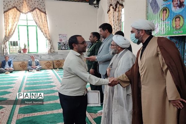 آیین تجلیل ازکارمندان نمونه آموزش و پرورش شهرستان مانه وسملقان