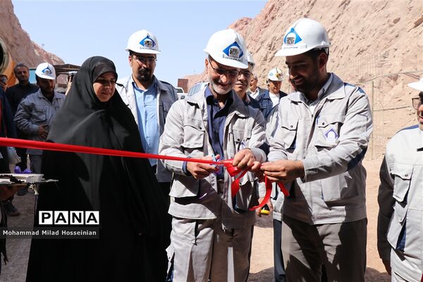 افتتاح ۵ طرح با حضور معاون وزیر صمت در نایین