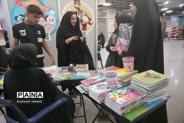 برپایی بزرگترین نمایشگاه نوشت افزار ایرانی شرق کشور در جوار بارگاه منور رضوی