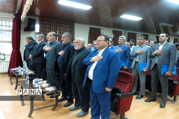 همایش تجلیل از کارمندان نمونه و دانش آموزان نخبه در میاندورود