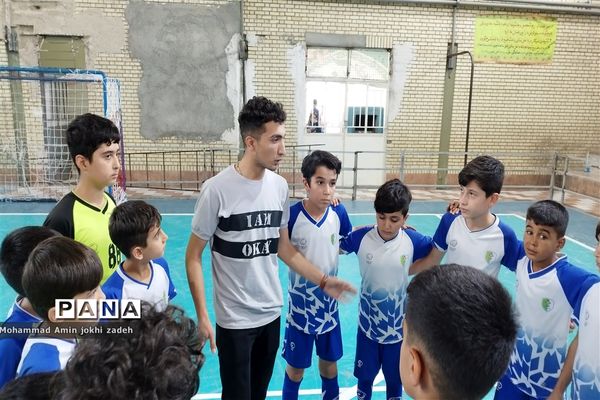 برگزاری‌ مسابقات لیگ پایه‌های رباط‌کریم  در ورزشگاه عطر یاس