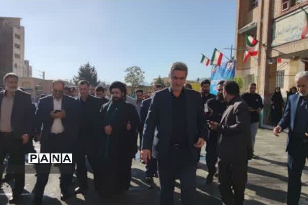 آیین افتتاح زمین‌چمن و چهارباب مغازه دبستان ایمان در رودهن